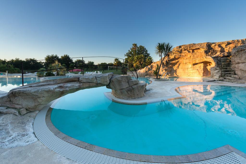 Domaine De L'Orangerie De Lanniron Hotell Quimper Exteriör bild